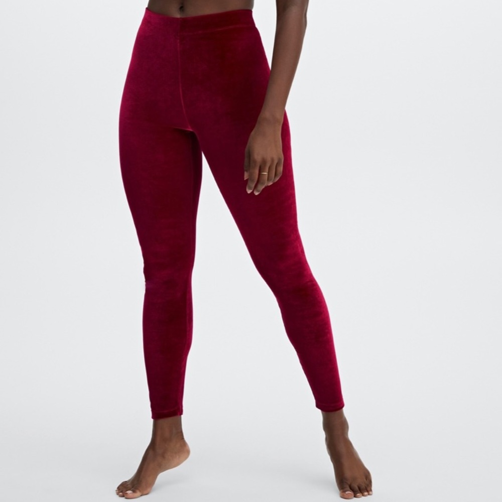 Fabletics Emma Velour Legging
